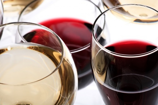Inovação na marca e na embalagem do vinho para atingir novos públicos