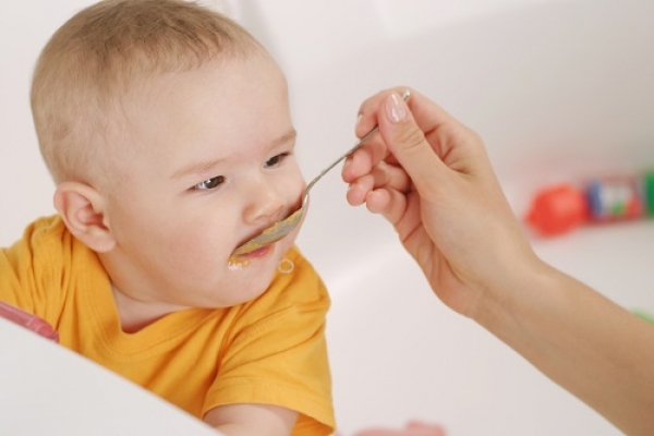 Quando introduzir a laranja na alimentação do bebé e quais os seus benefícios