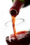 ASAE apreende cerca de 900 litros de vinho e aguardente em Leiria