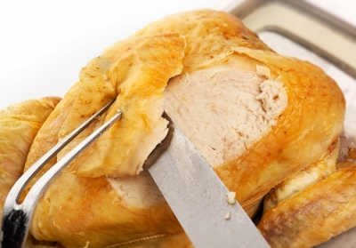 Surto de gripes das aves. É seguro continuar a comer frango e ovos?