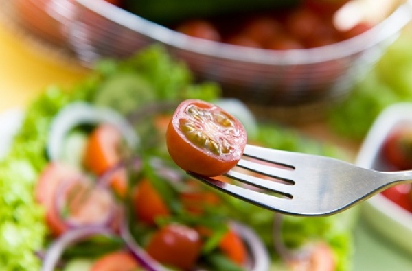 Salada pronta para consumo, mas espere lá...